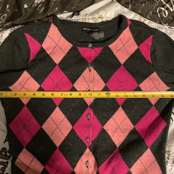 Argyle Sweater - Picture 5 of 6